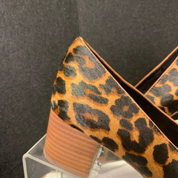 Kerah Pointed Toe Pump
SOLE SOCIETY - Picture 12 of 15